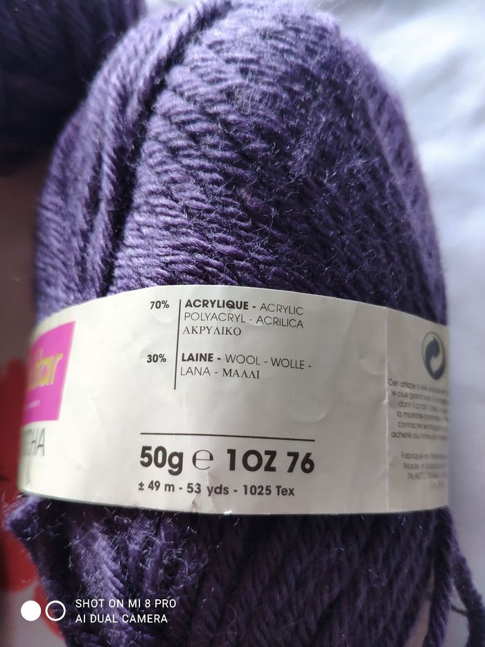 Lot de pelotes de laine violettes - photo numéro 2