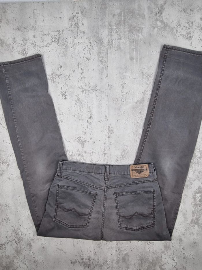 Jeans Wrangler Slim Straight gris – Taille 30x30 Hommes (mesures en photos) - photo numéro 3