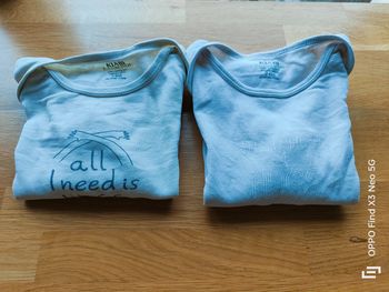 Lot de 2 bodies 24 mois