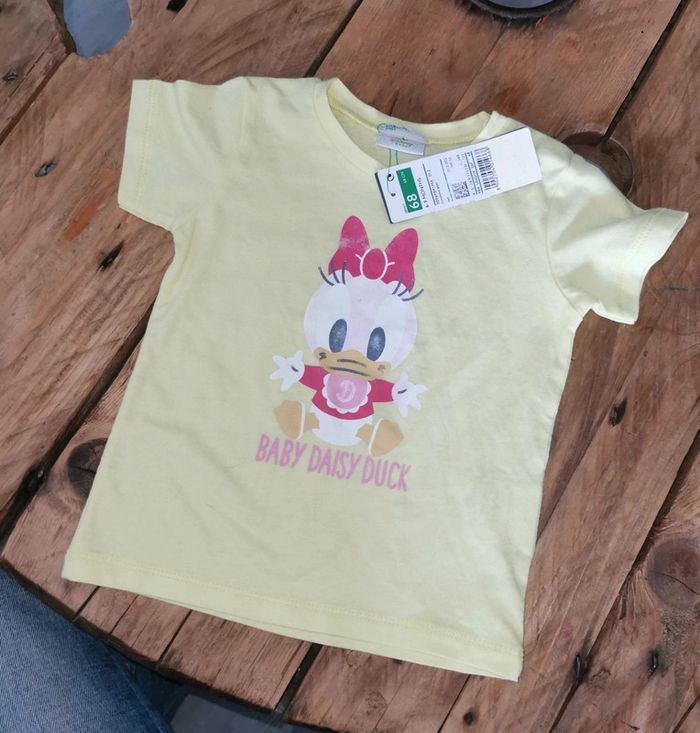 T-shirt.