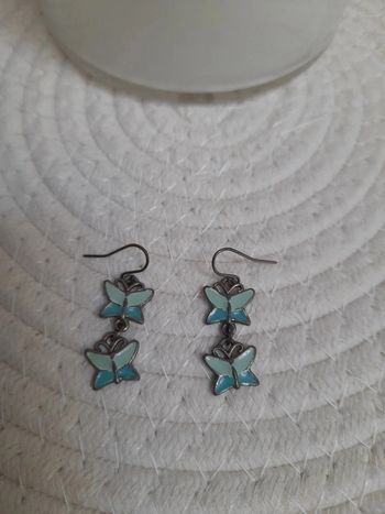 Boucle d'oreille papillon