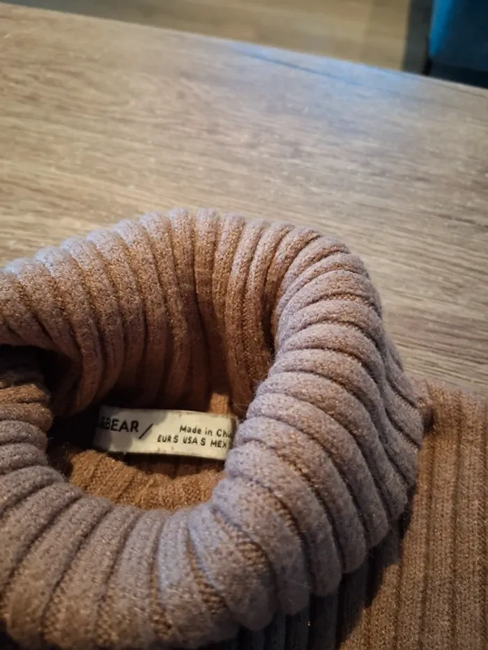 Pull Pull&Bear - photo numéro 3