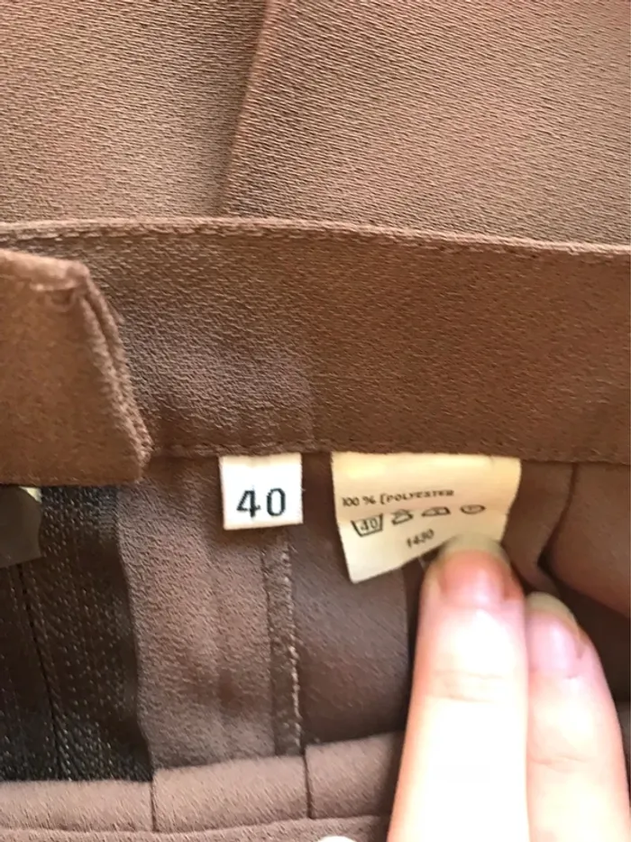 Jupe plissée marron taille 34 Signée Incognito - photo numéro 9