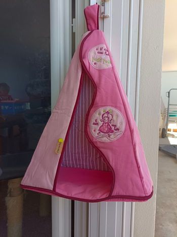 Range couches bébé fille