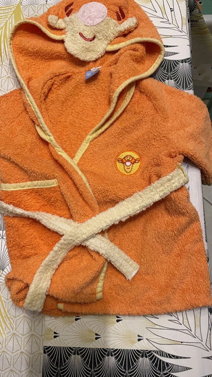 Peignoir 6 mois Disney - photo numéro 2