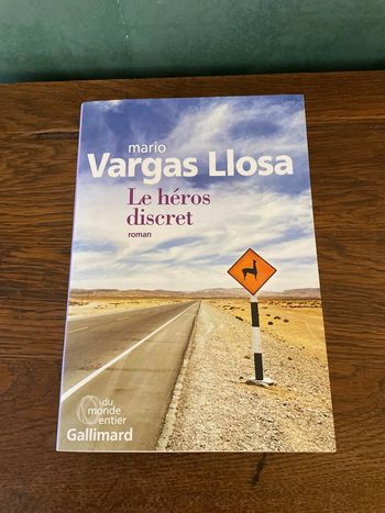 Le héros discret - Mario Vargas Llosa