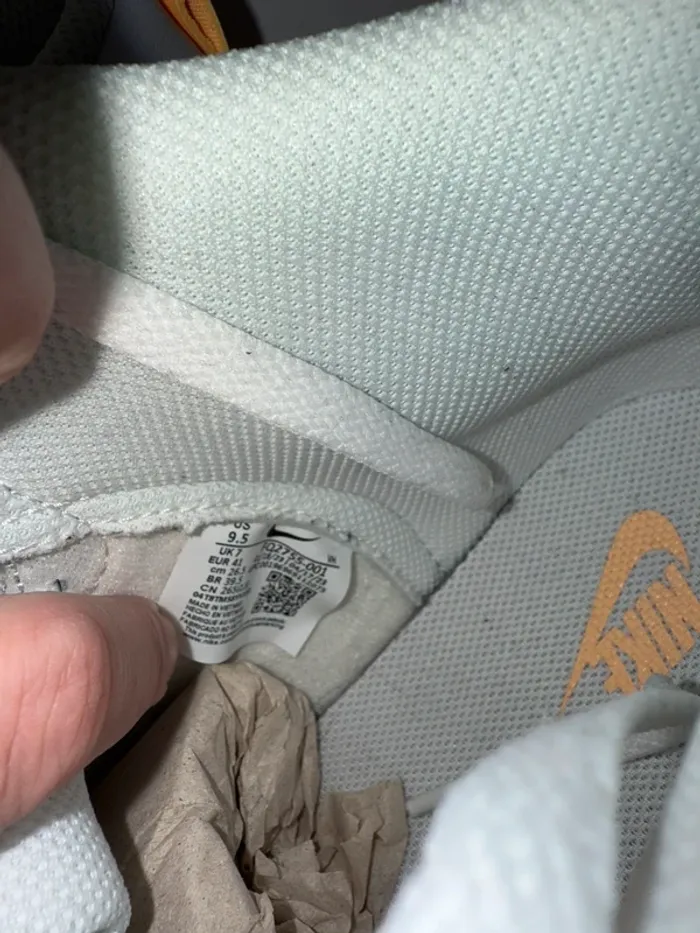 Basket Nike dunk high neuve T.41 - photo numéro 5