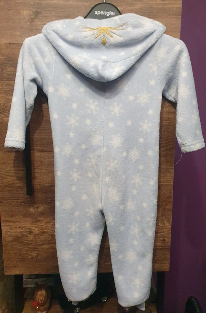 Pilou pilou reine des neiges - photo numéro 2