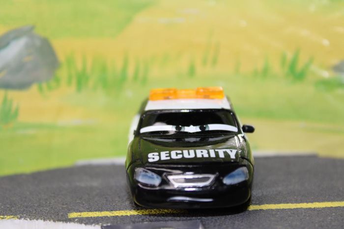 Disney Pixar cars Marlon "Clutches" McKAy - photo numéro 8