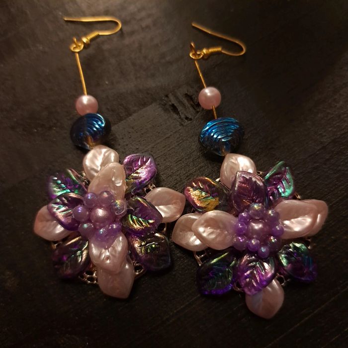 Boucles d'oreilles pendante violette et rose - photo numéro 12