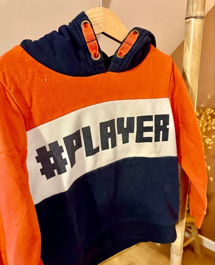 💜 Pull avec capuche orange & noir gemo 6 ans 💜 - photo numéro 2