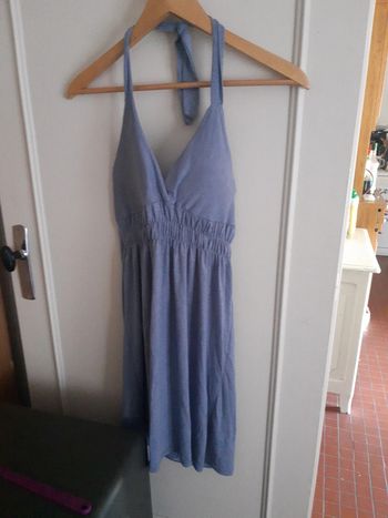 Robe dos nu