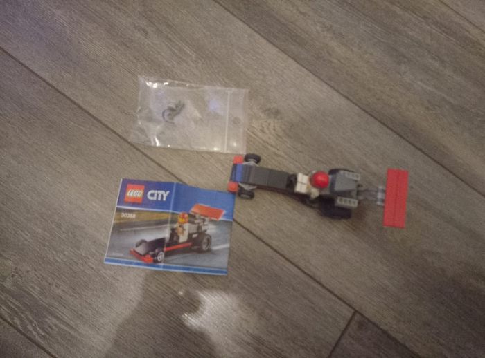 LEGO City Le dragster 30358
