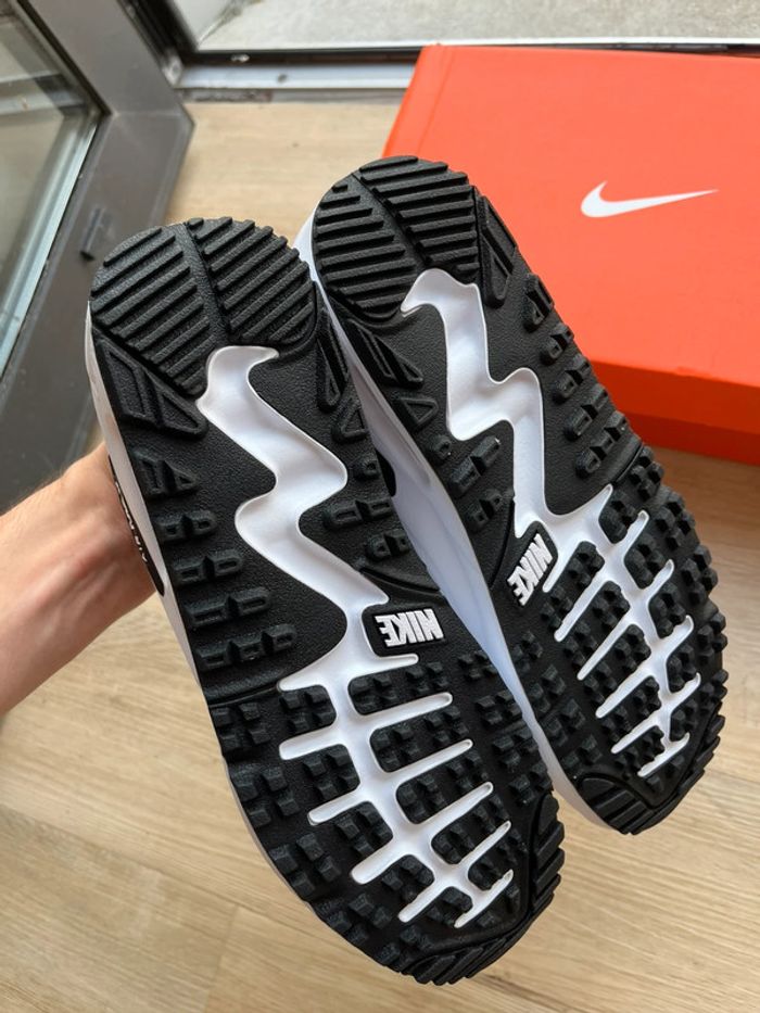 Nike Air Max 90 Golf White Black 40,5 - photo numéro 4