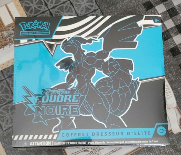 Pokémon ETB - Coffret dresseur d'elite EV10.5 - Foudre noire ( bloc écarlate et violet ) - neuf scellé