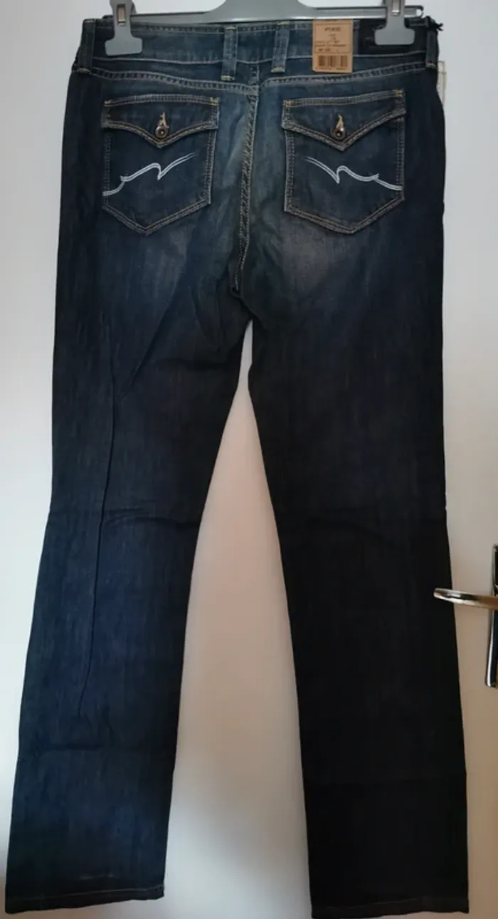 Jean Teddy Smith Taille W32 neuf avec étiquette - photo numéro 3
