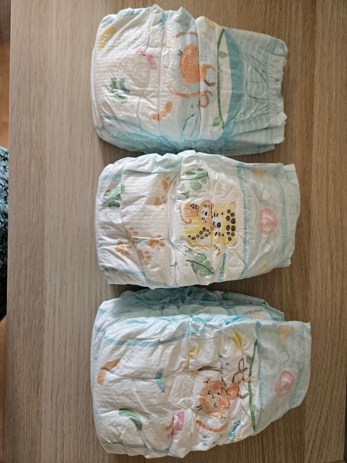 Lot 13 Couches Pampers - photo numéro 2