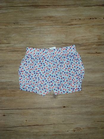 Short 4 ans