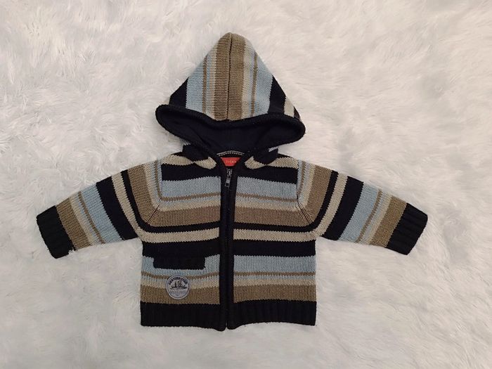 Gilet à rayures zippés à capuche T. 6 mois Tissaia