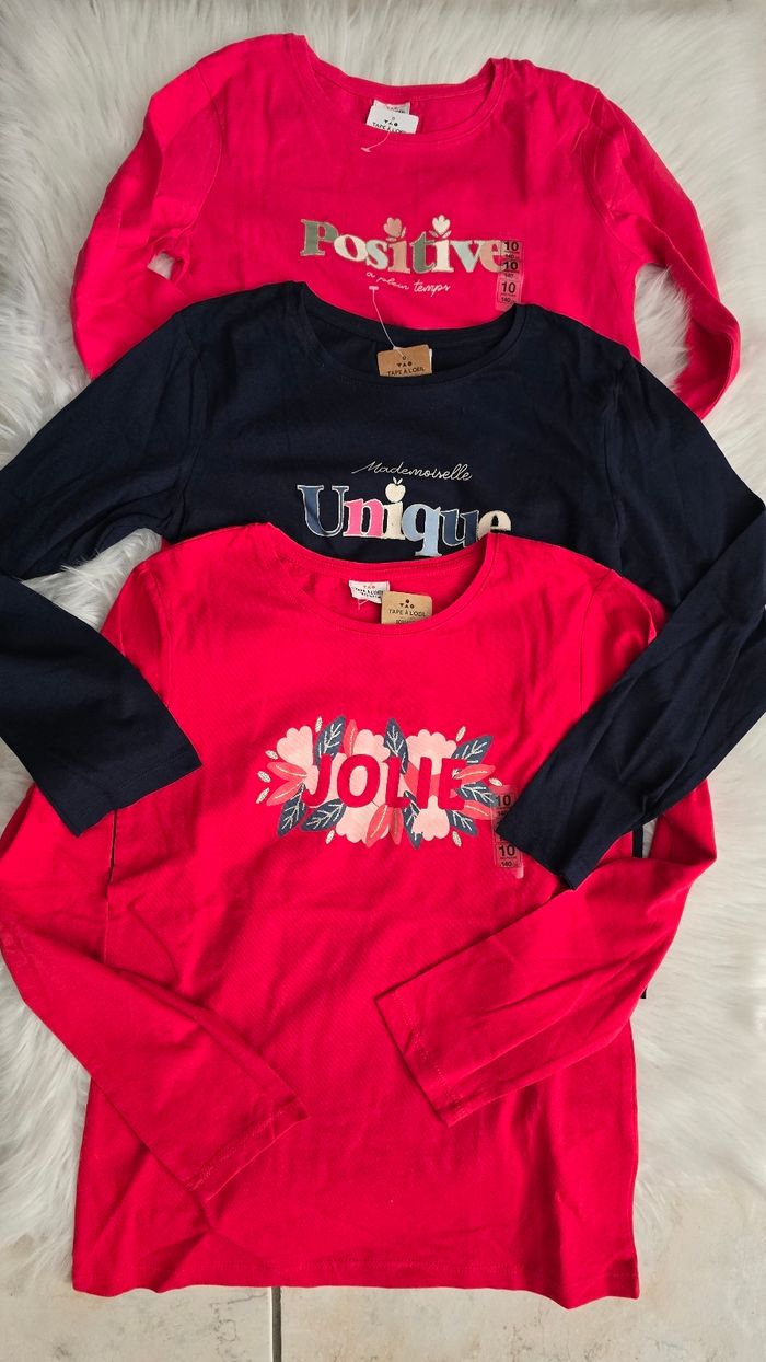 NEUFS (non portés)😍🤩⚘️ lot Tee-shirts ml 10 ans fille⚘️😍🤩 - photo numéro 2