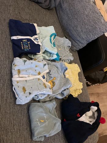 Lot vêtements 0 mois 48-51 cm