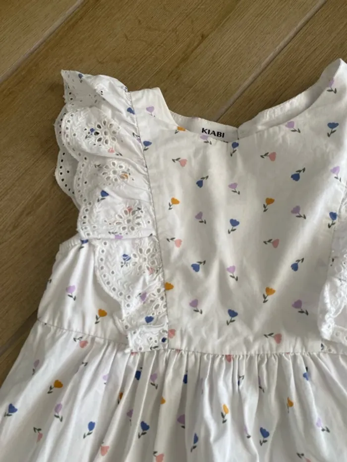 Robe à volants 🌸 fleurs multicolores kiabi 8 ans - photo numéro 2