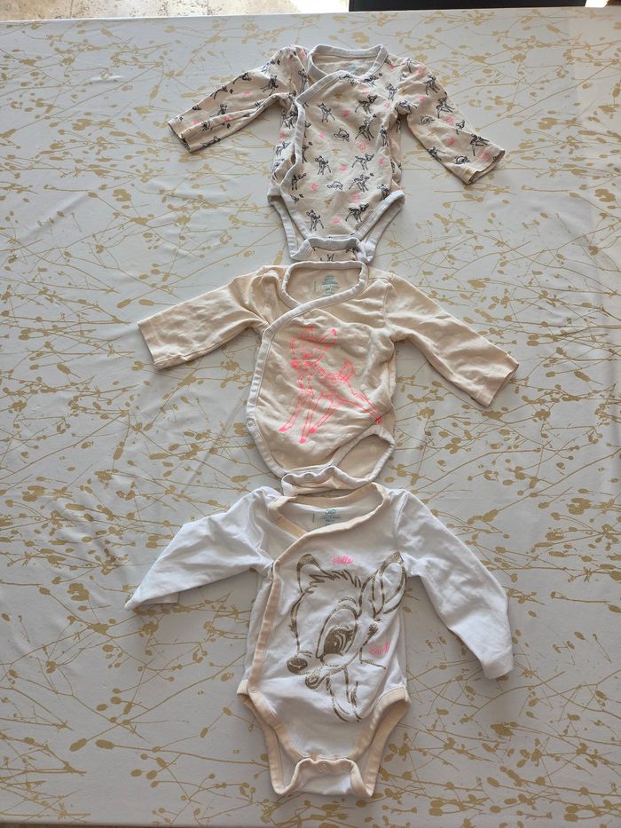 Lot vêtements bébé fille 1 mois - Très bon état - photo numéro 2
