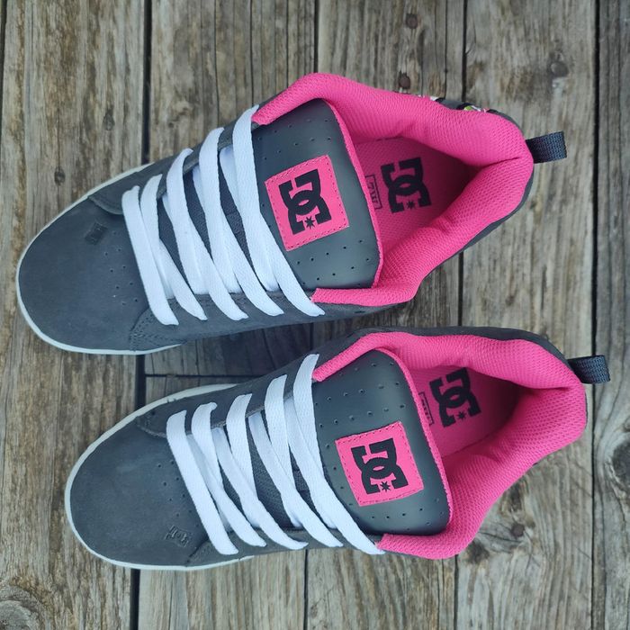 Vintage skateshoes y2k DC Shoes Court Graffik taille 38 - photo numéro 3