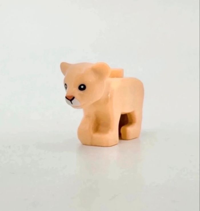 Lego Animaux City : Lionceau couleur beige (Tan) - NEUF - photo numéro 1