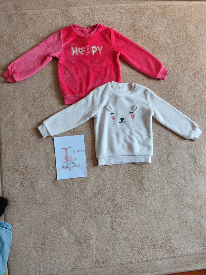 Lot de 2 sweats en maille peluche chine 4 ans Gémo