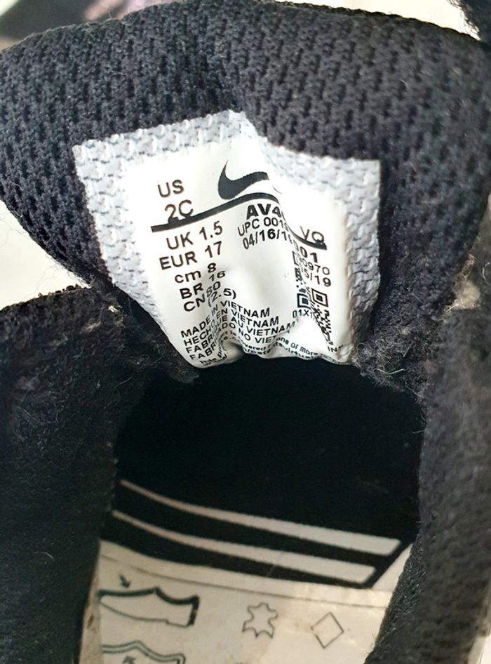Baskets Nike - P17 - photo numéro 3