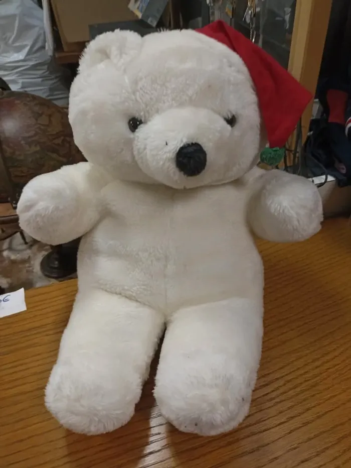 Peluche ours blanc avec son bonnet de Noël