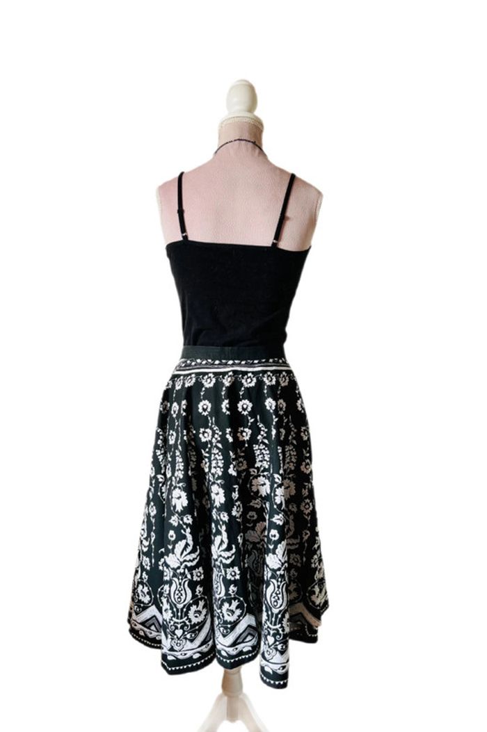 🖤🌿Jupe volante vintage fleurie baroque floral black white mid-length skirt🌿🖤 - photo numéro 12