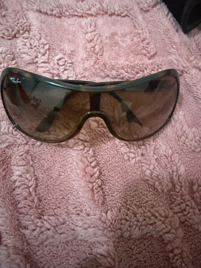 lunette de marque - photo numéro 3