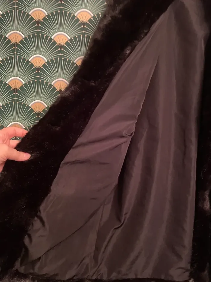 Manteau mi long  fausse fourrure, Zara, taille oversize - photo numéro 5