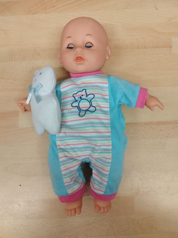 Poupée Souple avec son petit doudou
Longueur 28 cm - photo numéro 2