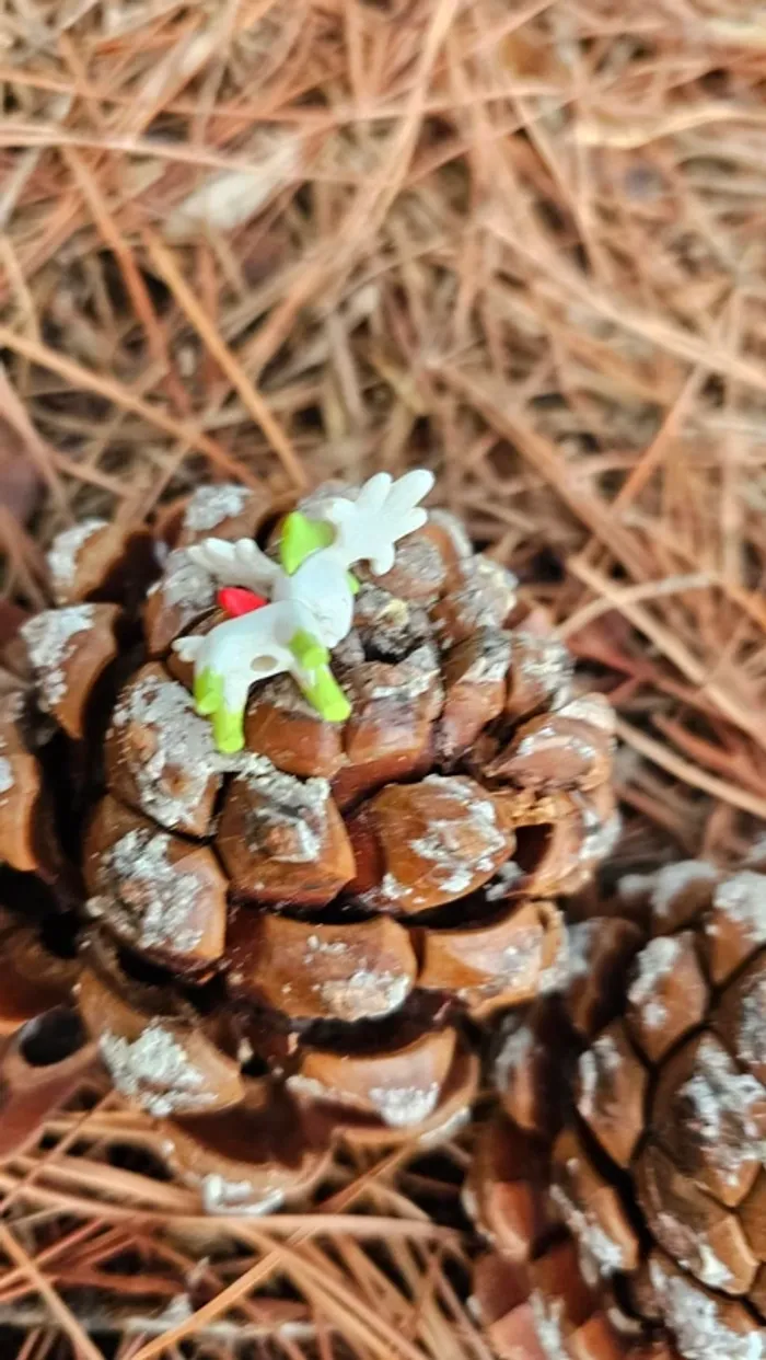 Super petite figurine Pokemon Nintendo shymin - photo numéro 3