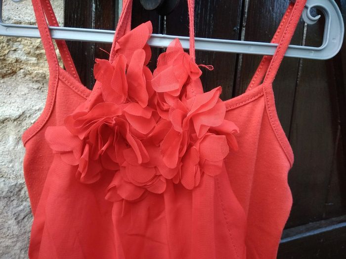 Haut rouge - Fille 10 ans - photo numéro 2