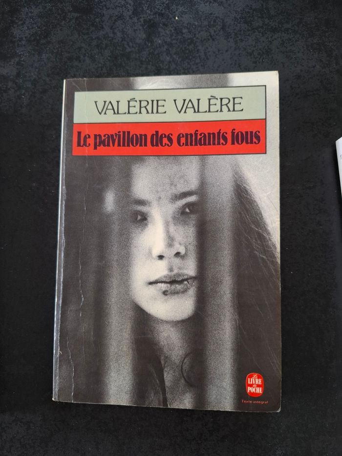 Témoignage Le pavillon des enfants fous de Valérie Valère en bon état