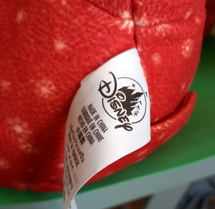 Peluche Disney Store 2021 Winnie the pooh - photo numéro 4