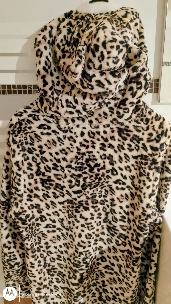 AFFAIRE robe de chambre léopard + 1 offerte