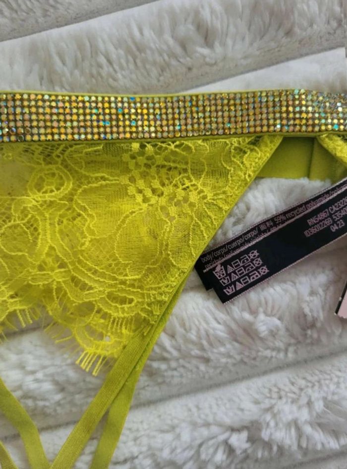 Porte jartelle  sexy Victoria's  secret  XS/S  Neuf  avec etiquette - photo numéro 2