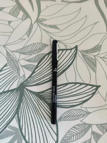 Avril crayon yeux eyeliner noir charbon à utiliser 36 mois après ouverture