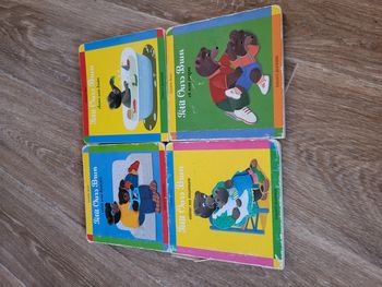 Livre petit ours brun ancienne collection