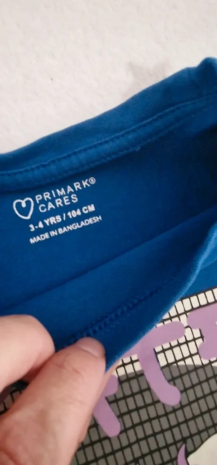 Tshirt 4 ans - photo numéro 3