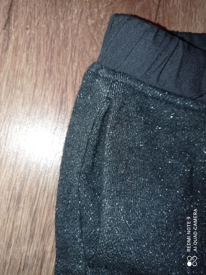 Pantalon jogging détente noir irisé, KIABI, taille 8 ans - photo numéro 3