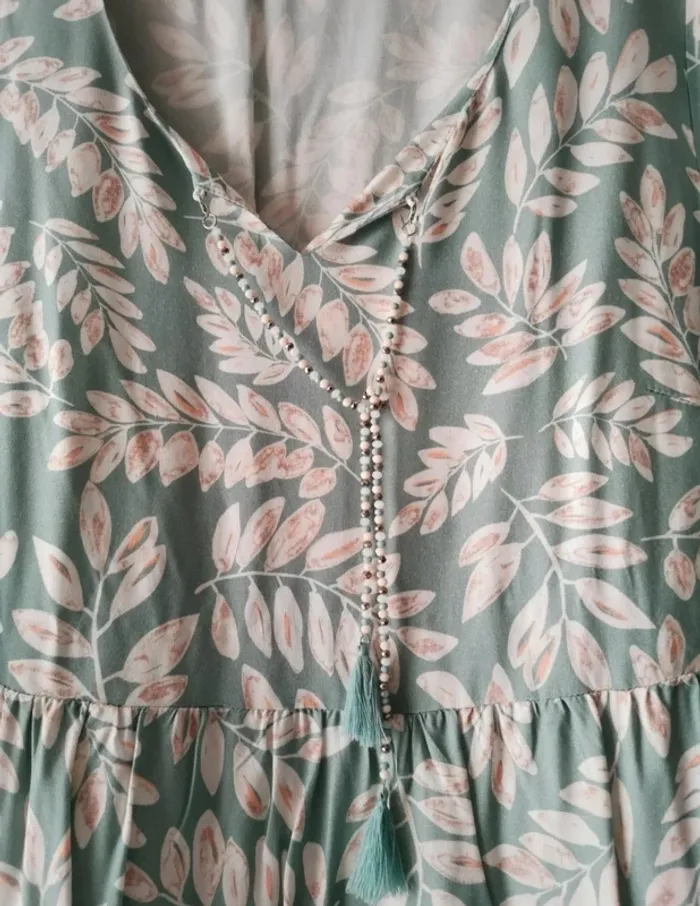 Robe Armand Thiery Taille 42 Neuve - photo numéro 3