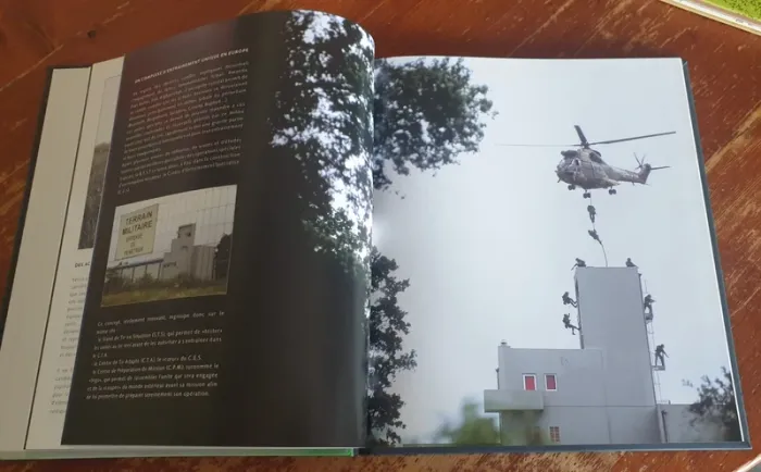 Livre Forces spéciales Terre - Philippe Poulet - photo numéro 5