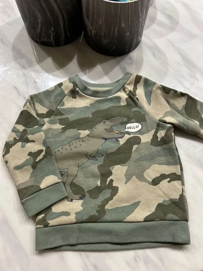 Sweat tres bon état