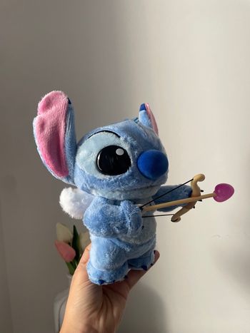 Grande figurine Disney Stitch Cupidon 💘